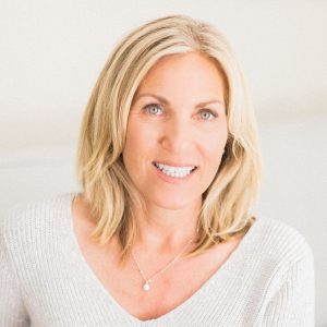 Tracy-Perusse-Headshots-GabriellaSantosPhotography-5 Cropped